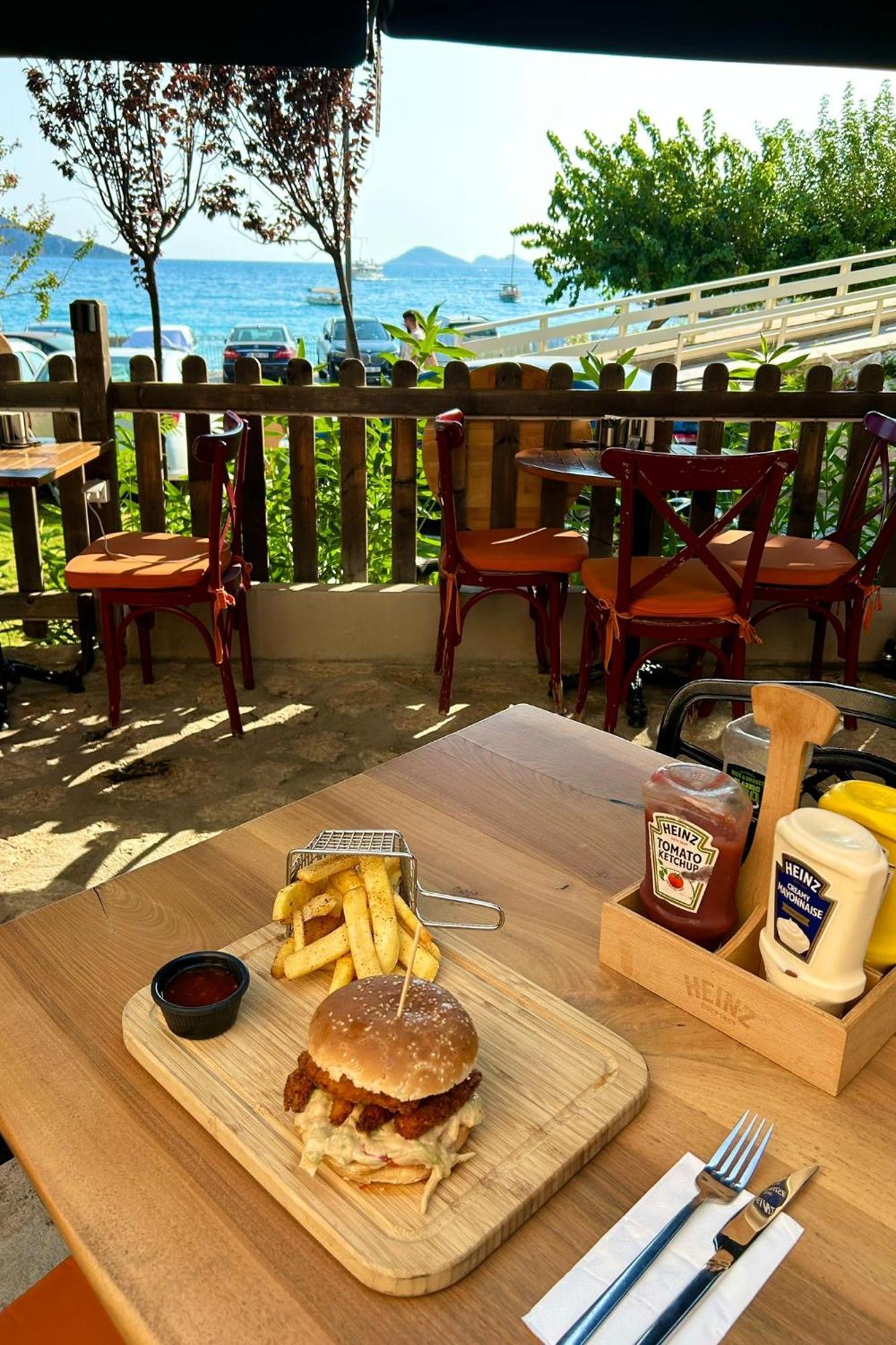 Pier House Hotel كالكان المظهر الخارجي الصورة